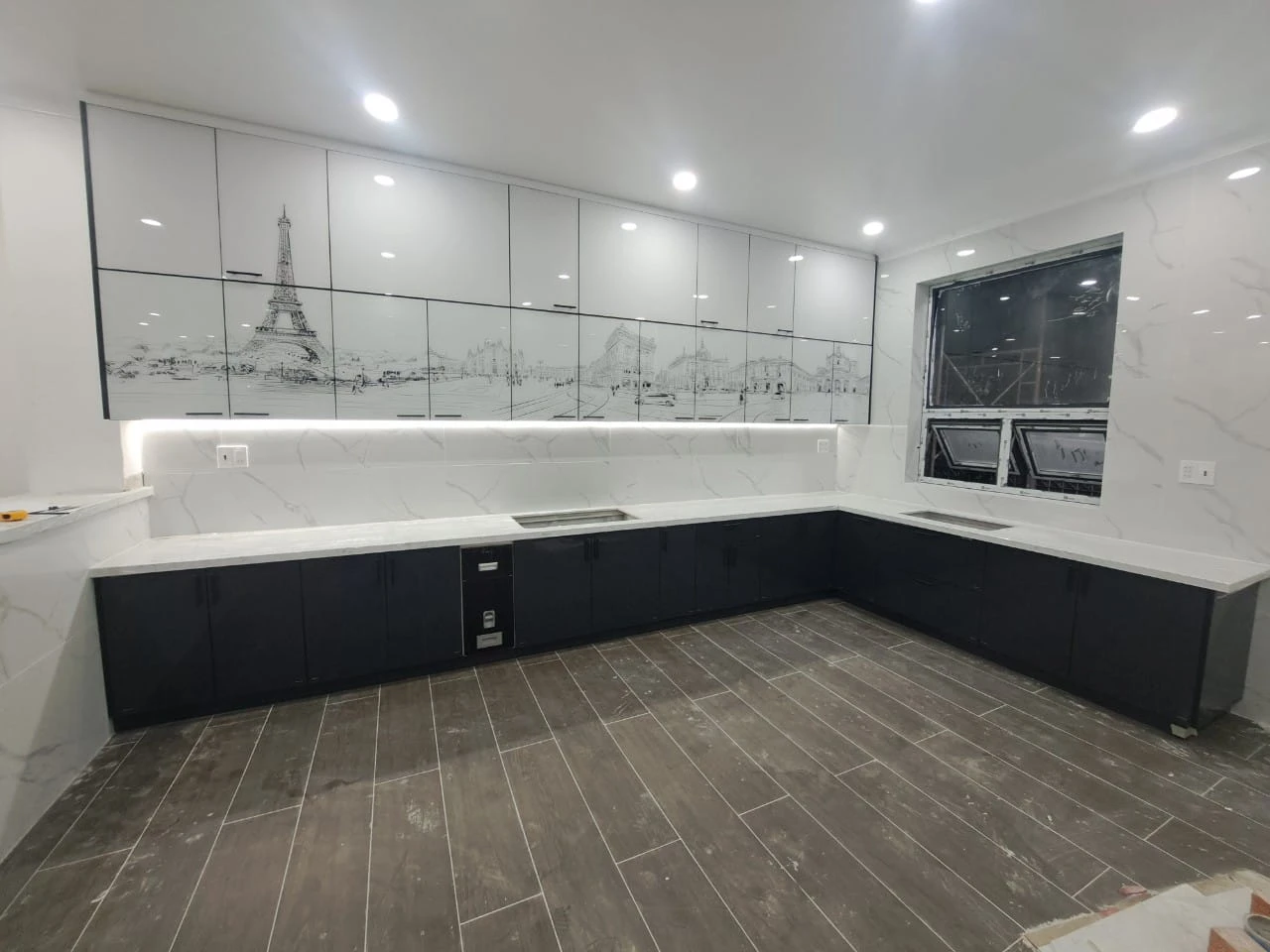 Tủ bếp nhôm kính, thiết kế nội thất tại Biên Hòa - Đồng Nai.